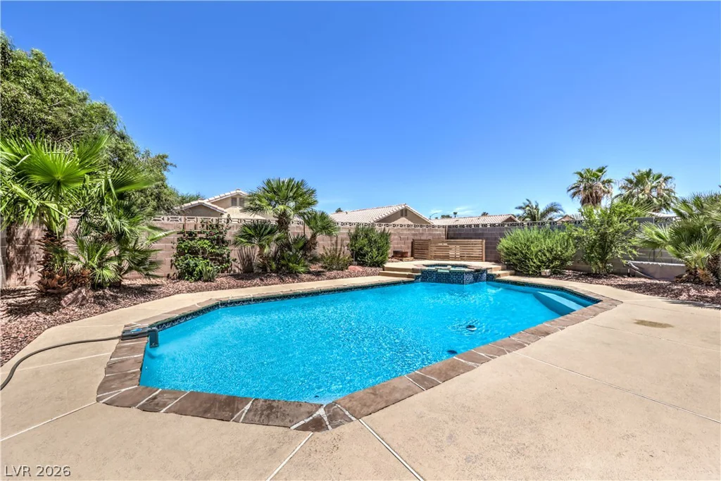 832 Quicksand, North Las Vegas, NV 89032