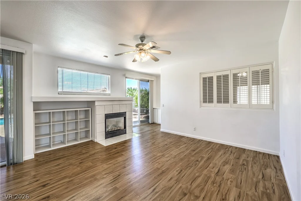 832 Quicksand, North Las Vegas, NV 89032