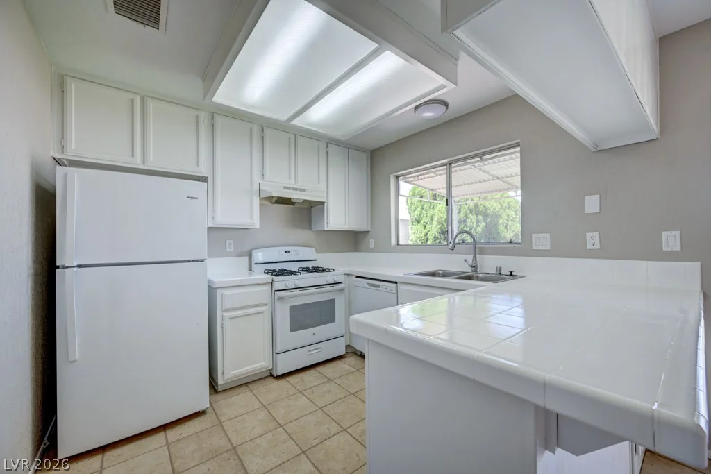 2414 Muirfield, Henderson, NV 89074