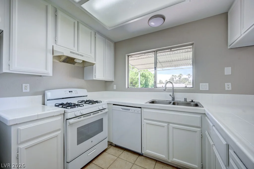 2414 Muirfield, Henderson, NV 89074