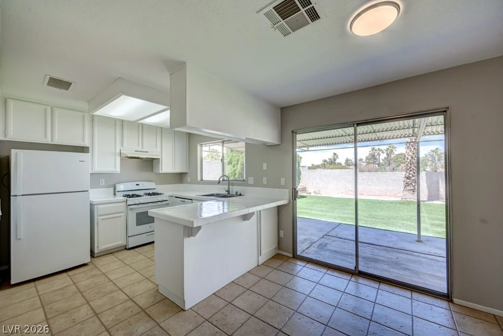 2414 Muirfield, Henderson, NV 89074