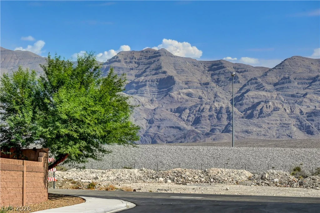 7139 Superstar, North Las Vegas, NV 89084