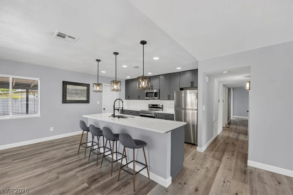 3210 Bluebird, Las Vegas, NV 89121