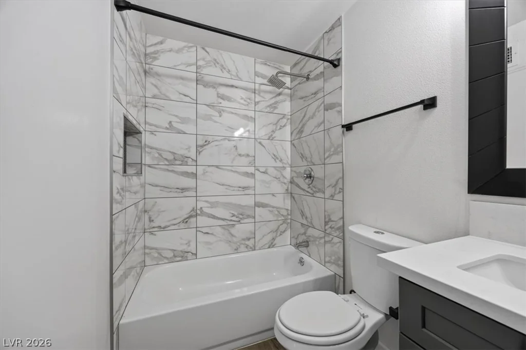 3210 Bluebird, Las Vegas, NV 89121