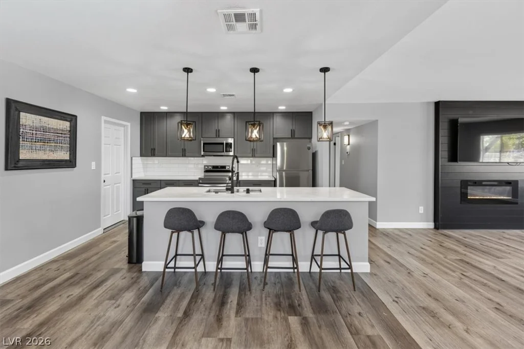 3210 Bluebird, Las Vegas, NV 89121