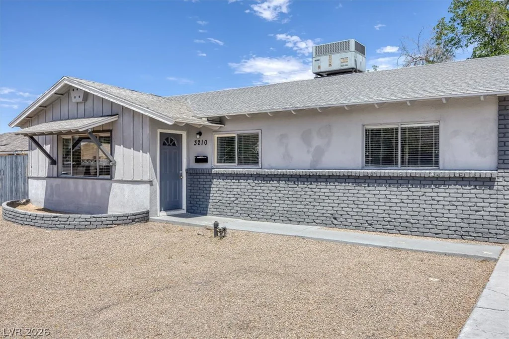 3210 Bluebird, Las Vegas, NV 89121