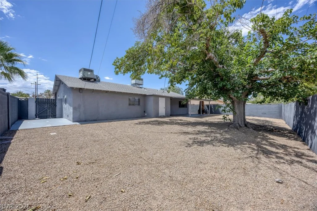 3210 Bluebird, Las Vegas, NV 89121