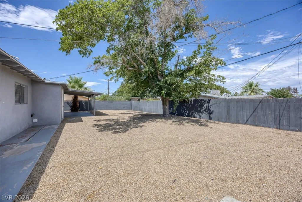 3210 Bluebird, Las Vegas, NV 89121