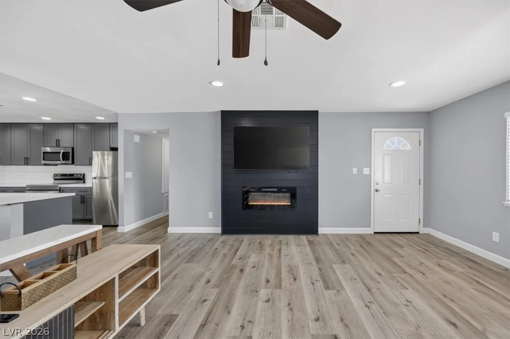 3210 Bluebird, Las Vegas, NV 89121