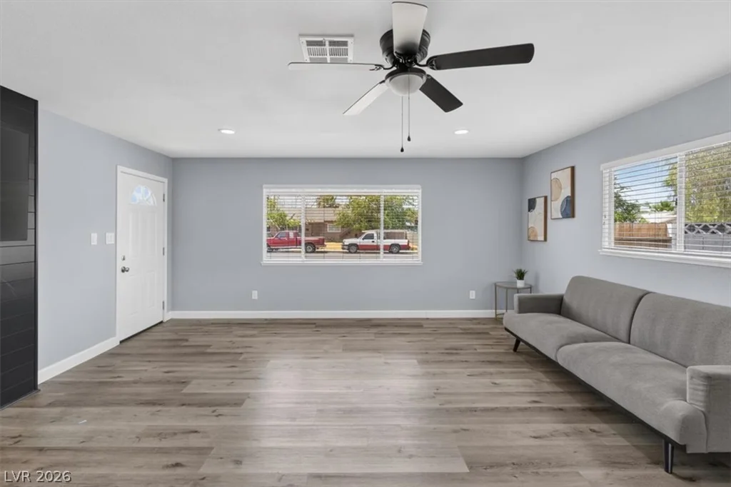 3210 Bluebird, Las Vegas, NV 89121