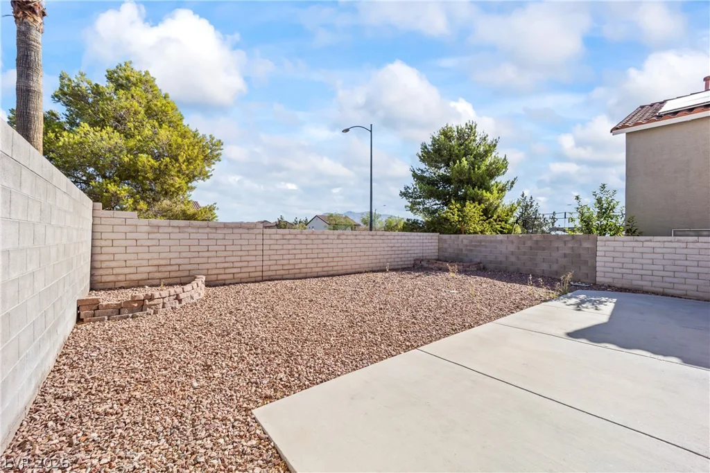 8708 Majestic Pine, Las Vegas, NV 89143