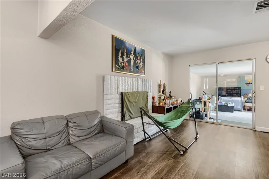 4421 Ash, Las Vegas, NV 89110