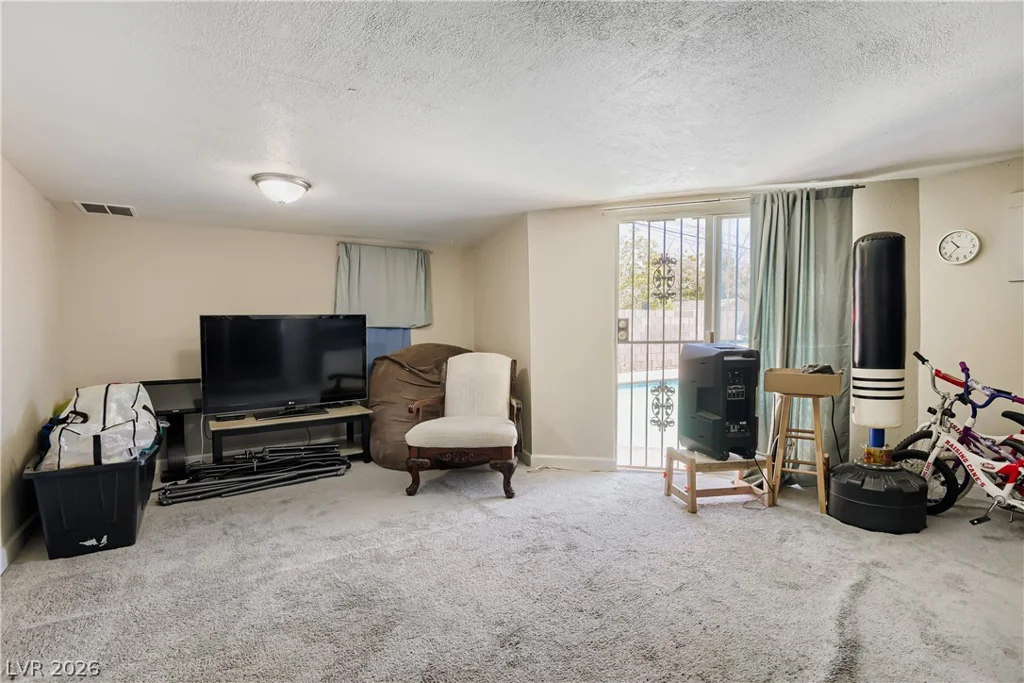 4421 Ash, Las Vegas, NV 89110