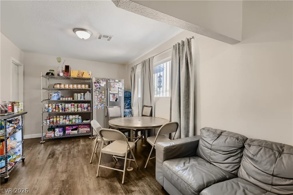 4421 Ash, Las Vegas, NV 89110