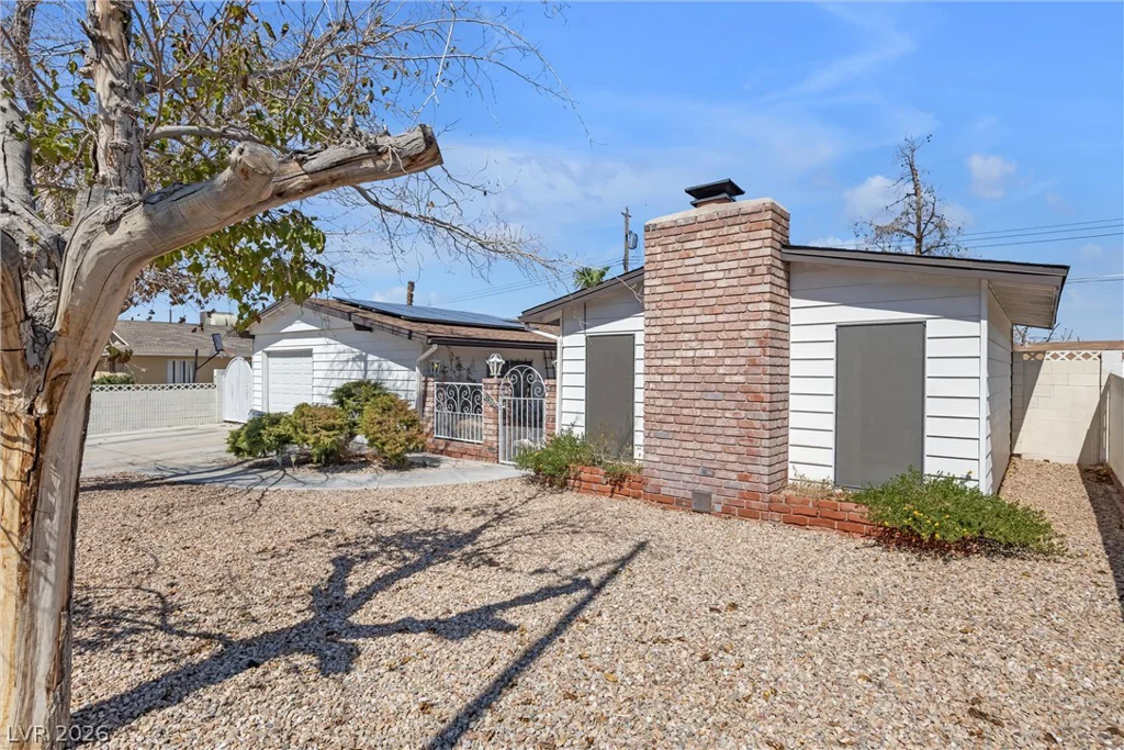 5198 Wilbur, Las Vegas, NV 89119