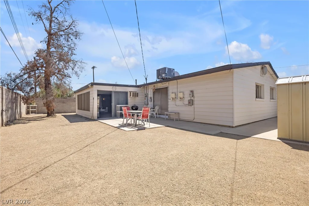 5198 Wilbur, Las Vegas, NV 89119