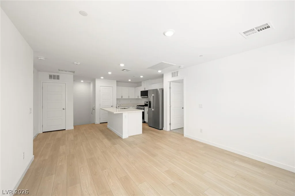 435 Grunt, North Las Vegas, NV 89031