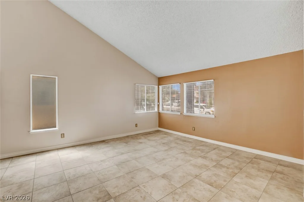 1827 Escondido, Henderson, NV 89074