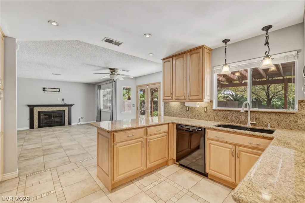 1827 Escondido, Henderson, NV 89074