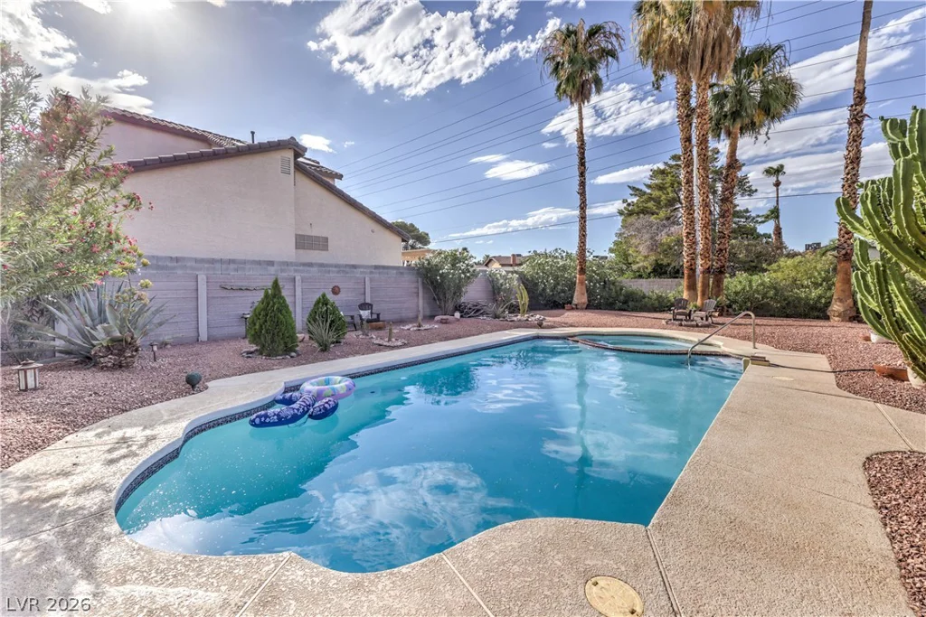 4411 Paseo El Rio, Las Vegas, NV 89121