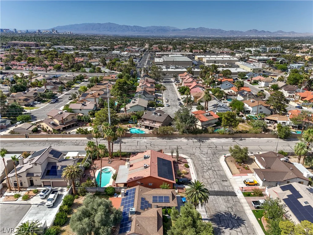 4411 Paseo El Rio, Las Vegas, NV 89121
