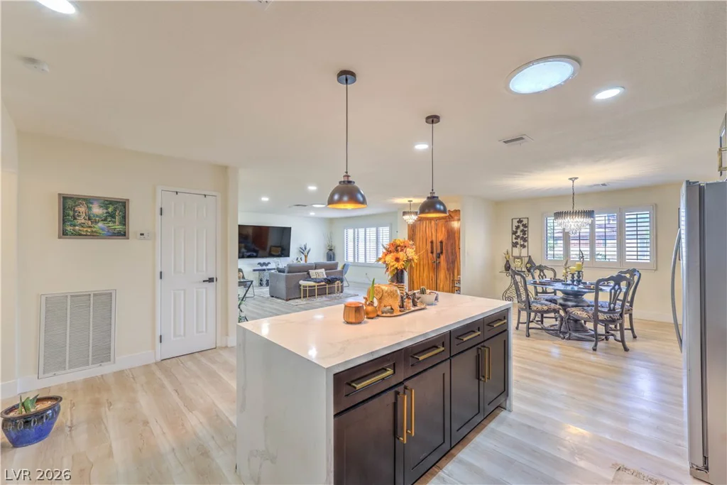 4411 Paseo El Rio, Las Vegas, NV 89121