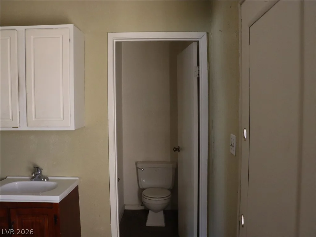 1812 Santa Paula, Las Vegas, NV 89104
