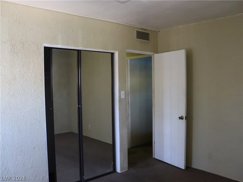 1812 Santa Paula, Las Vegas, NV 89104