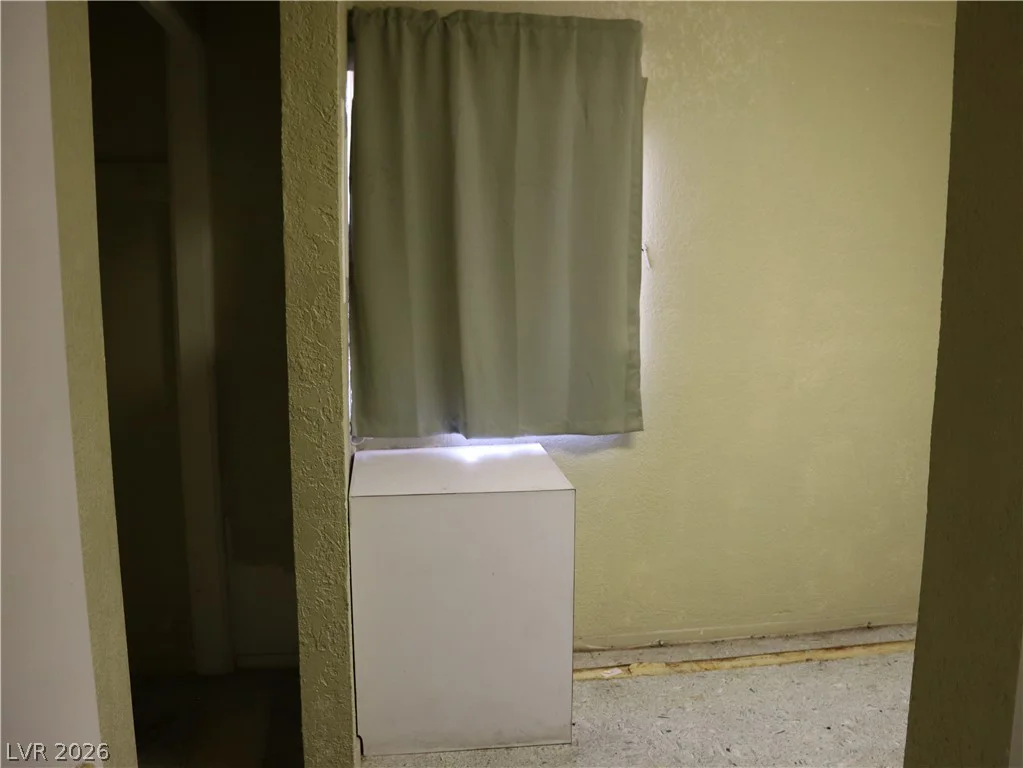 1812 Santa Paula, Las Vegas, NV 89104