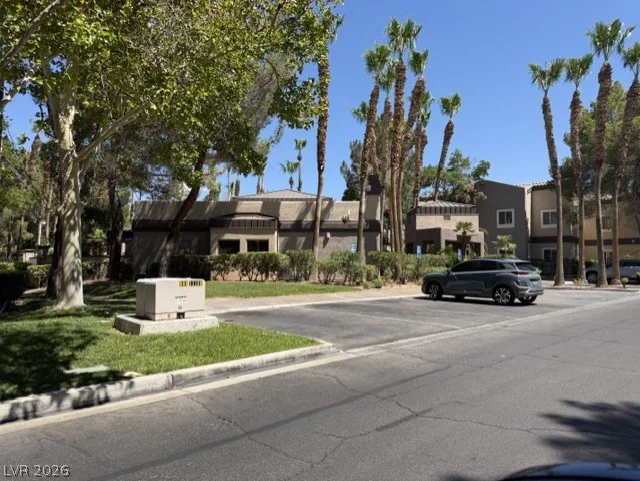 5250 Rainbow, Las Vegas, NV 89118