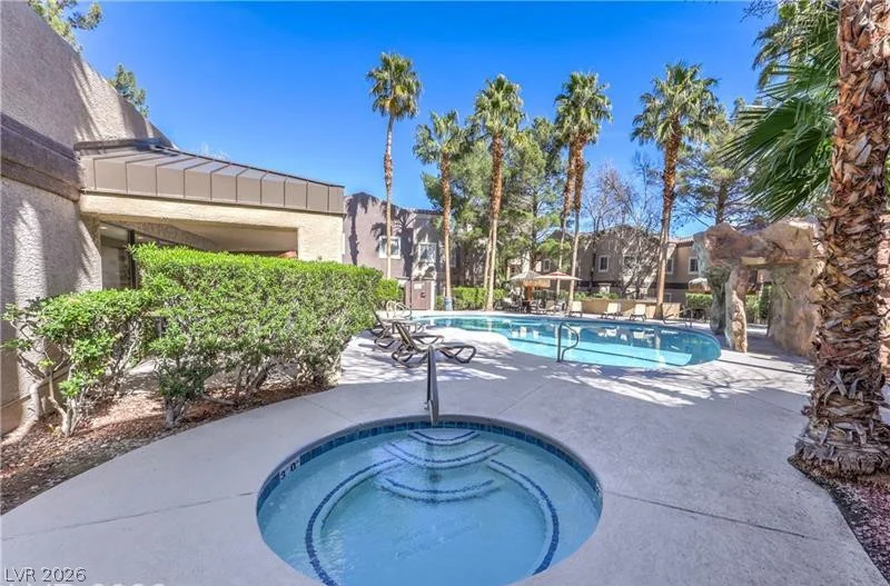 5250 Rainbow, Las Vegas, NV 89118