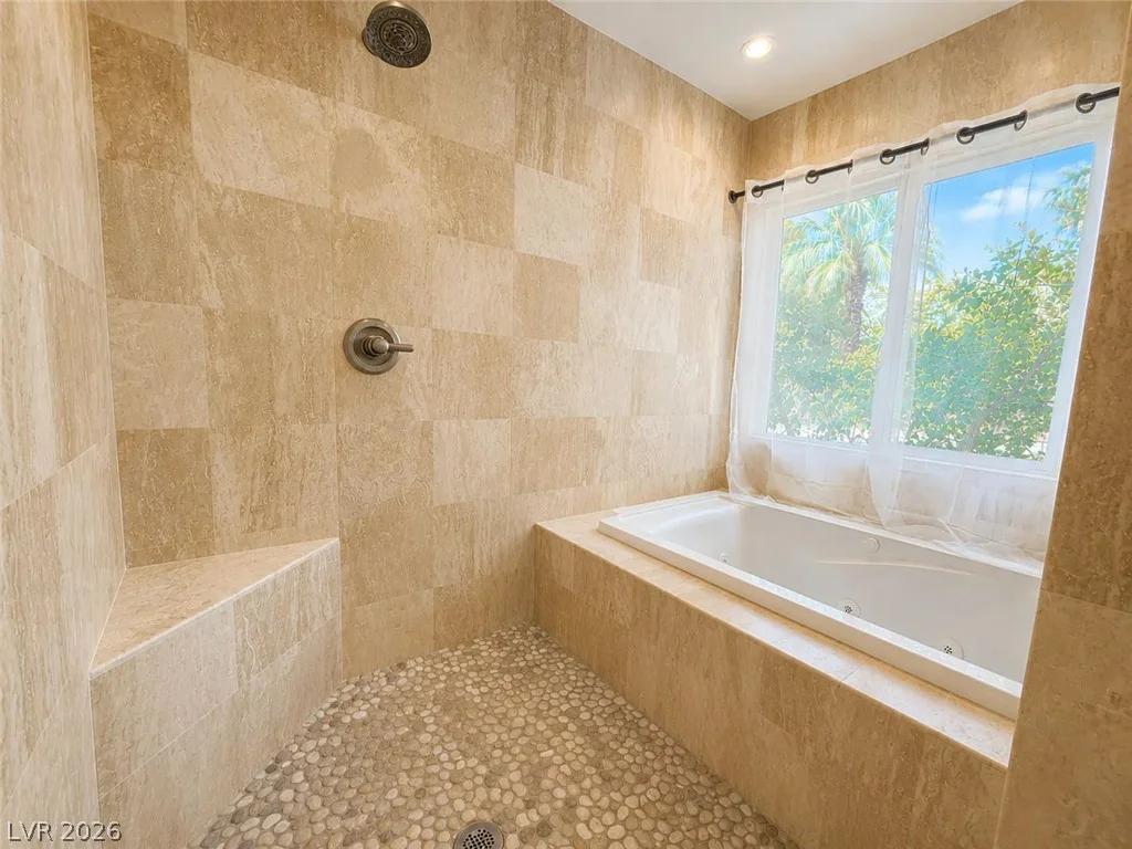 3010 Viking, Las Vegas, NV 89121