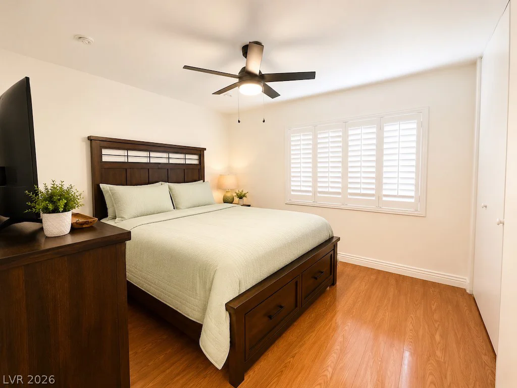3010 Viking, Las Vegas, NV 89121