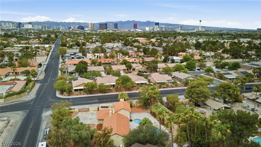 3010 Viking, Las Vegas, NV 89121