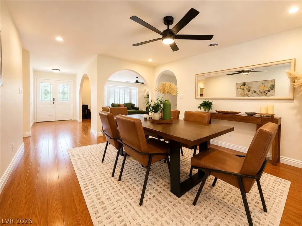3010 Viking, Las Vegas, NV 89121
