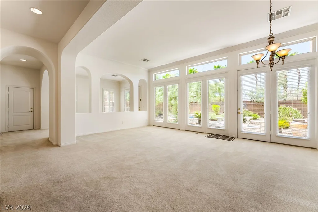 7390 Salvadora, Las Vegas, NV 89113