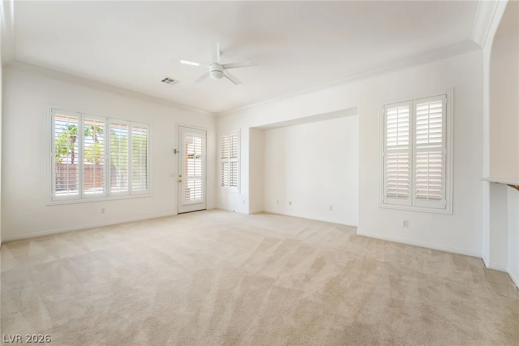 7390 Salvadora, Las Vegas, NV 89113