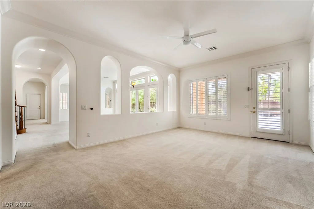7390 Salvadora, Las Vegas, NV 89113