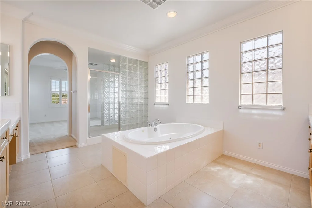 7390 Salvadora, Las Vegas, NV 89113