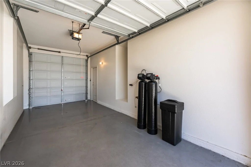 7390 Salvadora, Las Vegas, NV 89113