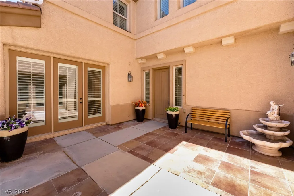 7390 Salvadora, Las Vegas, NV 89113
