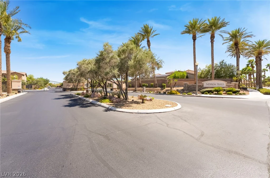 7390 Salvadora, Las Vegas, NV 89113