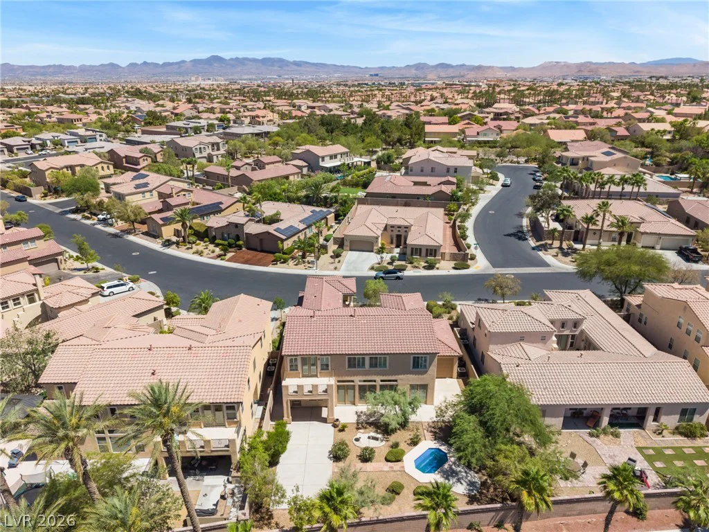 7390 Salvadora, Las Vegas, NV 89113