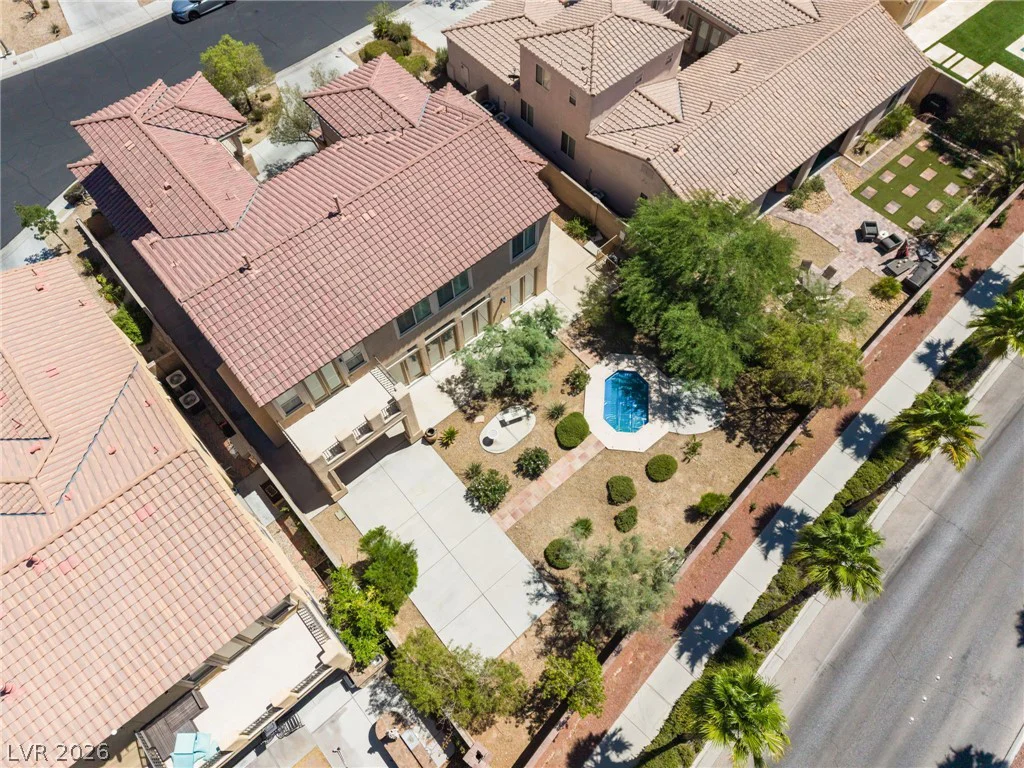 7390 Salvadora, Las Vegas, NV 89113