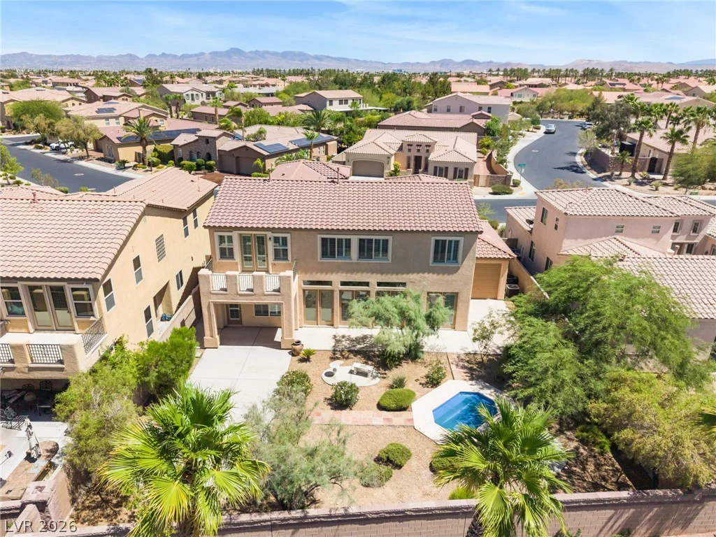 7390 Salvadora, Las Vegas, NV 89113
