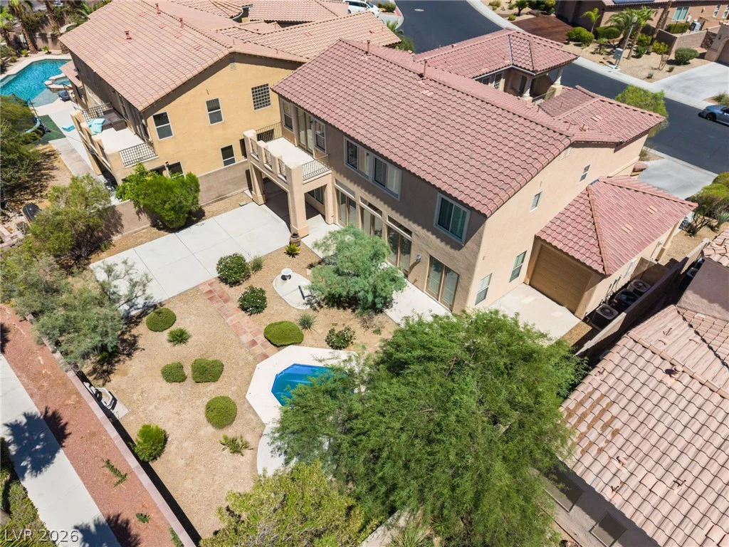 7390 Salvadora, Las Vegas, NV 89113