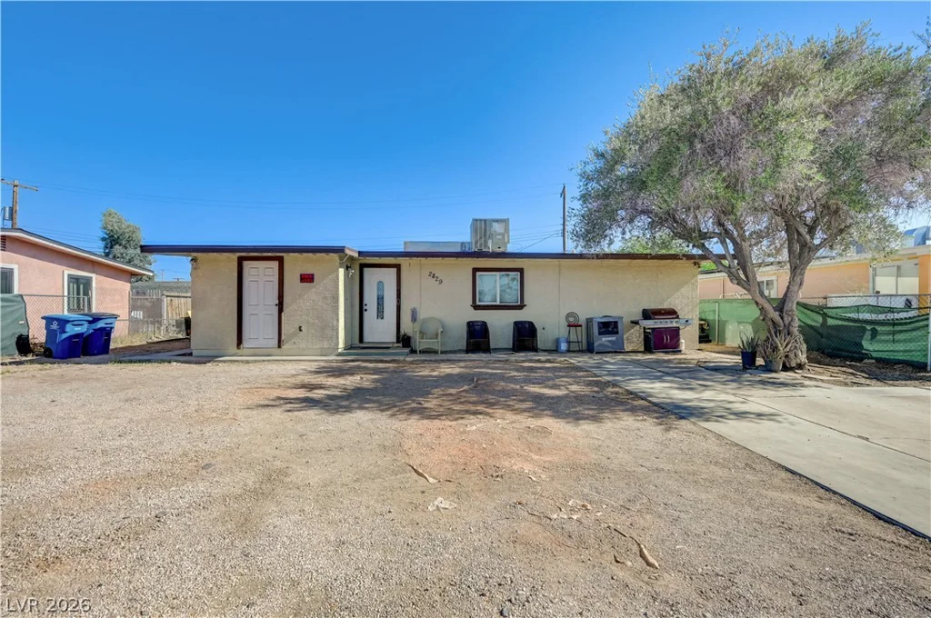 2829 Emmons, North Las Vegas, NV 89030