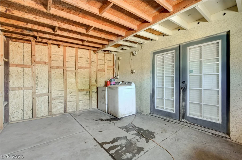 2829 Emmons, North Las Vegas, NV 89030