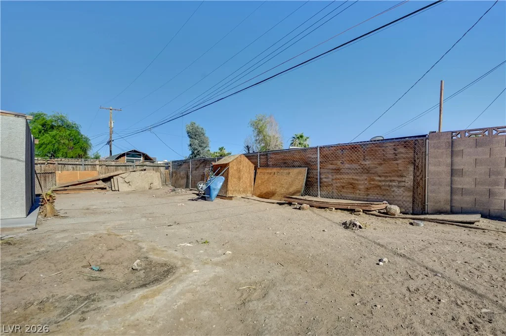 2829 Emmons, North Las Vegas, NV 89030