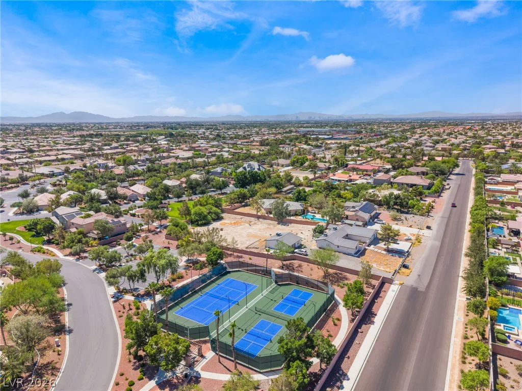 8941 Martin Downs, Las Vegas, NV 89131